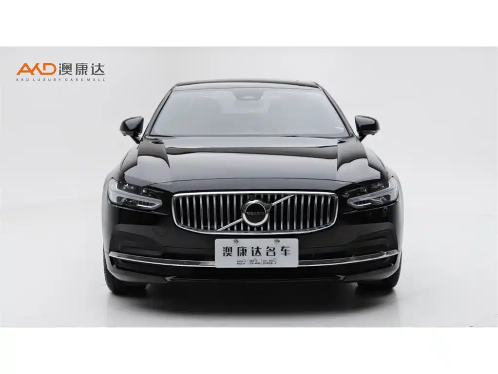 VOLVO S90 2023