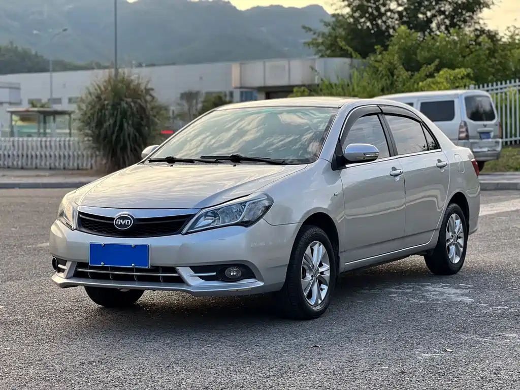 BYD F3 2015