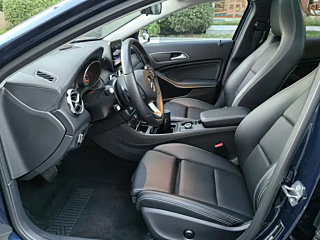 MERCEDES BENZ GLA 2018 YEAR GLA 200 FASHION 2018