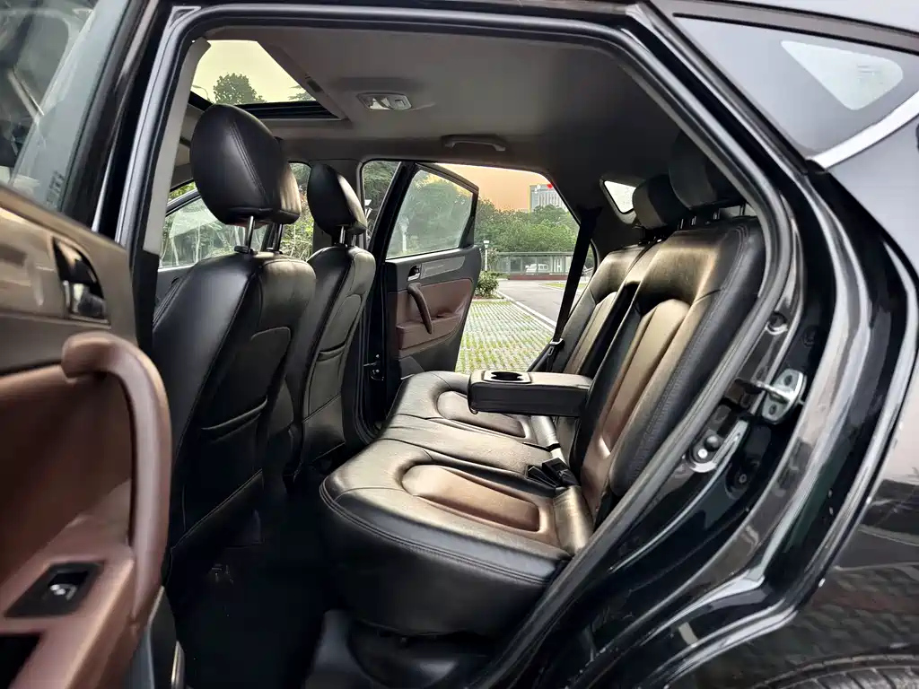 JAC REFINE S5 2015