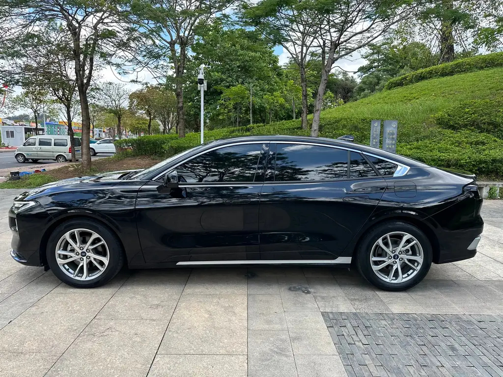 FORD MONDEO 2022