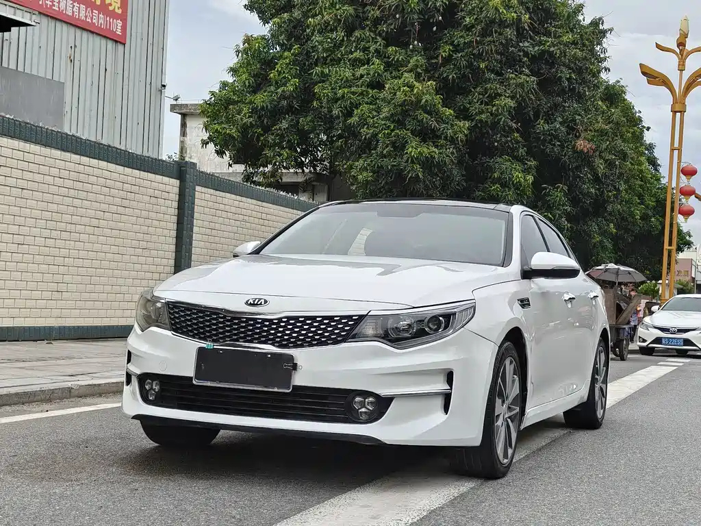 KIA K5 2016