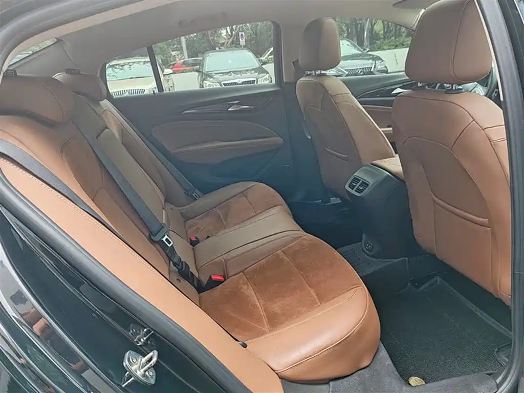BUICK REGAL 2019