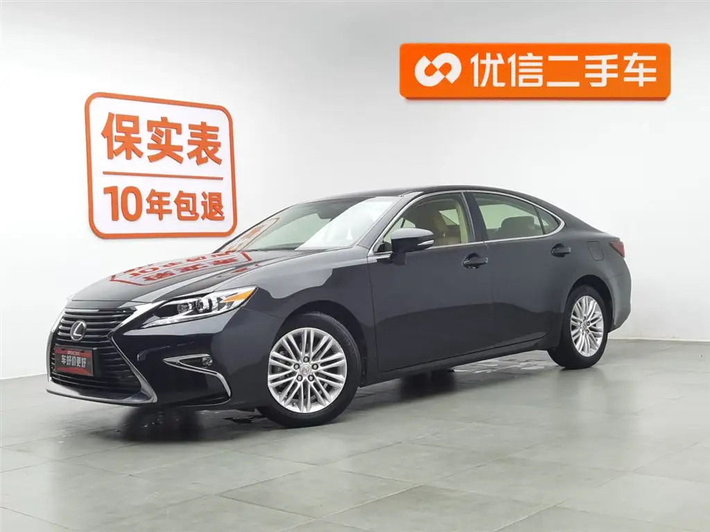 LEXUS ES 2015