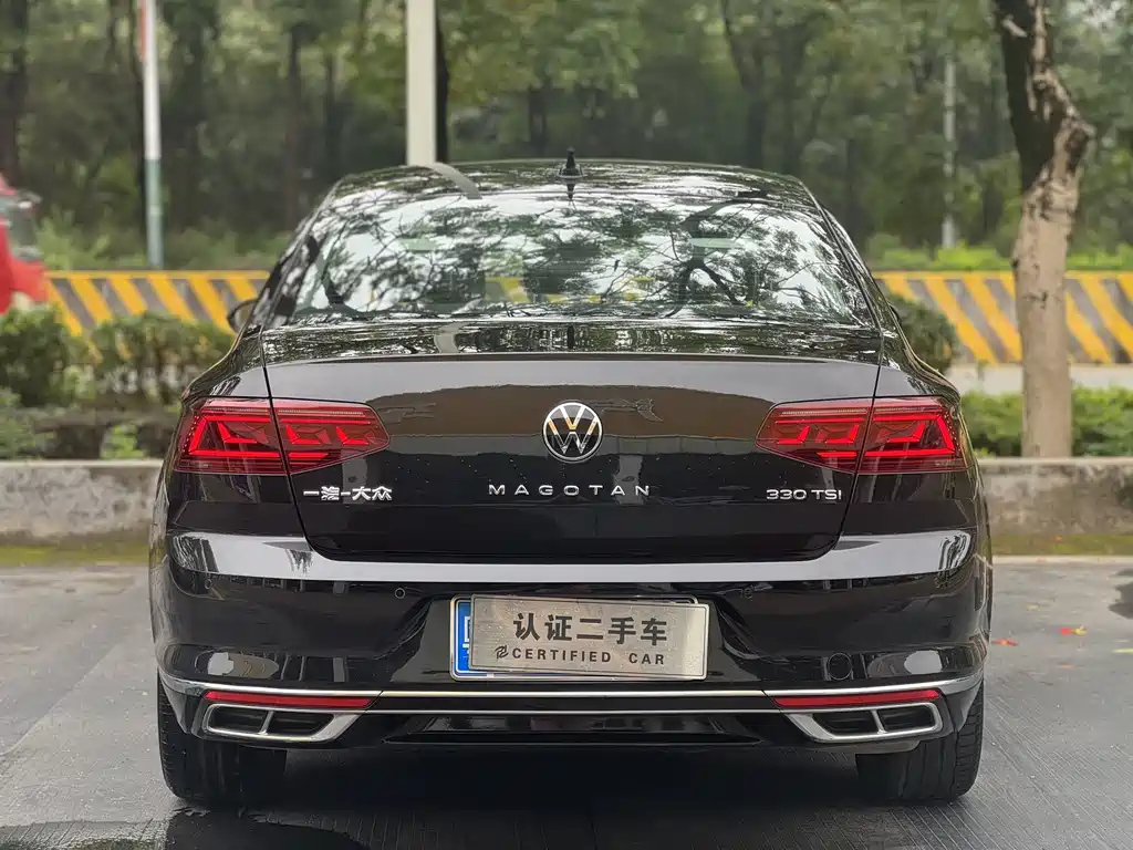 VOLKSWAGEN MAGOTAN 2023