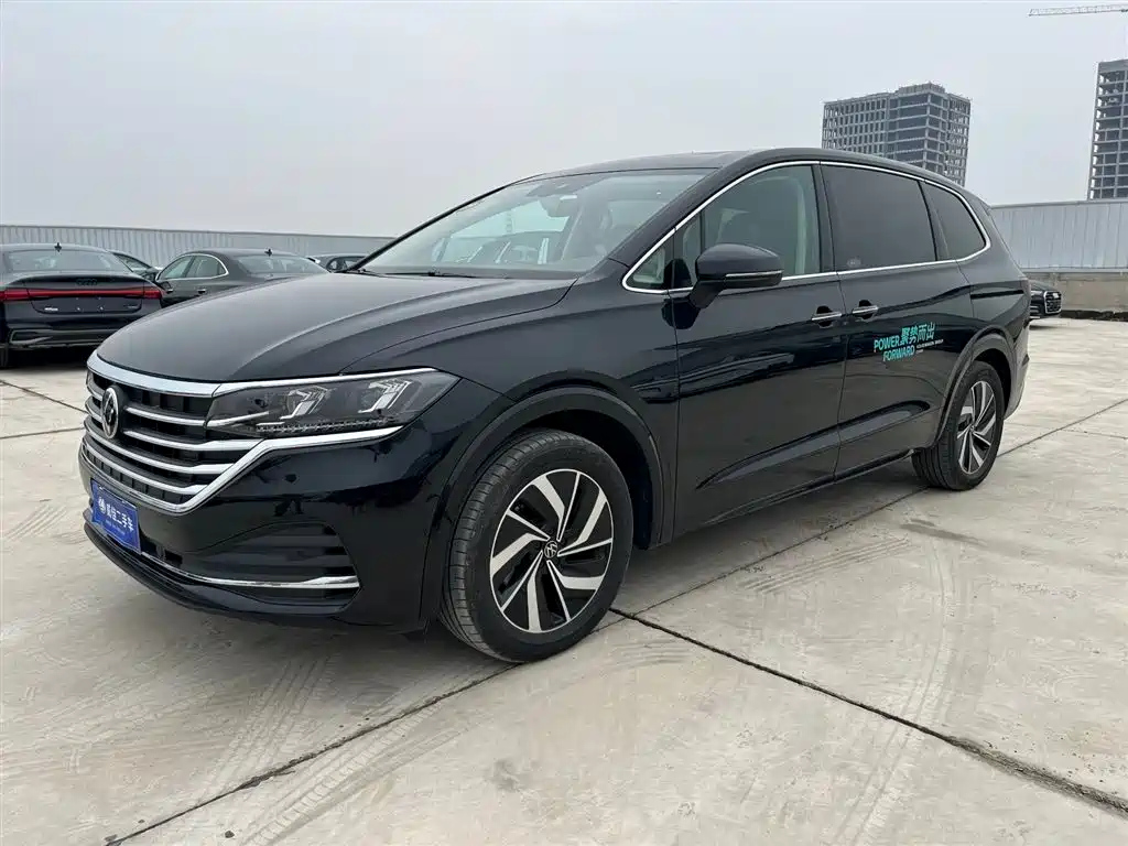 VOLKSWAGEN VILORAN 2024