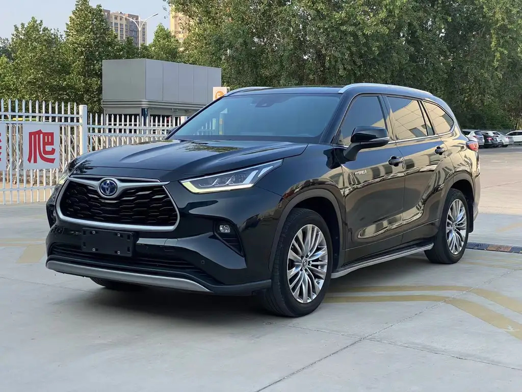 TOYOTA HIGHLANDER 2022