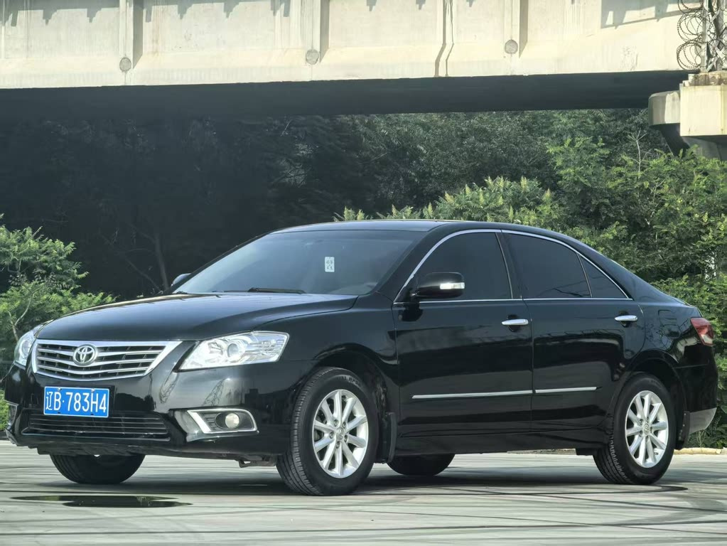 TOYOTA CAMRY 2010