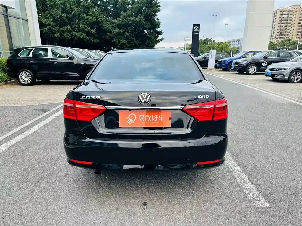 VOLKSWAGEN LAVIDA 2017