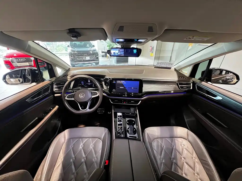 VOLKSWAGEN VILORAN 2022