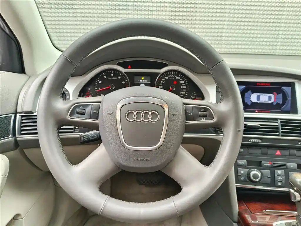 AUDI A6L 2012
