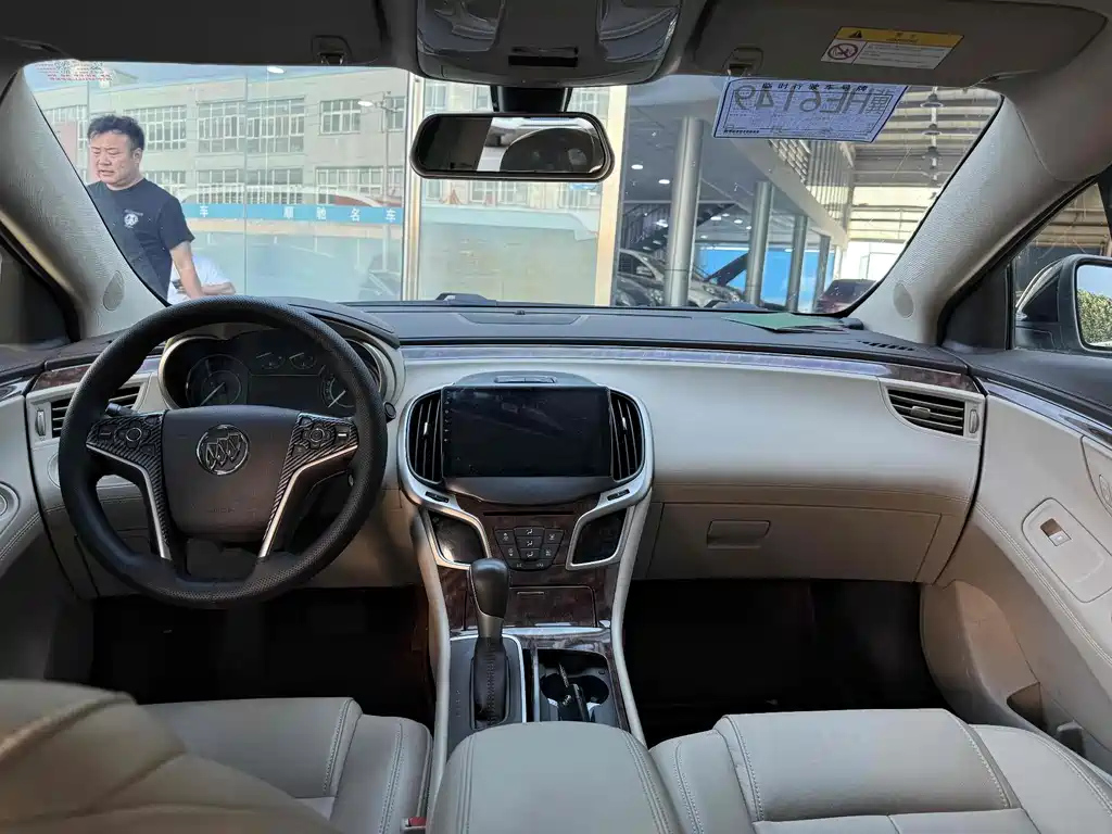 BUICK LACROSSE 2013