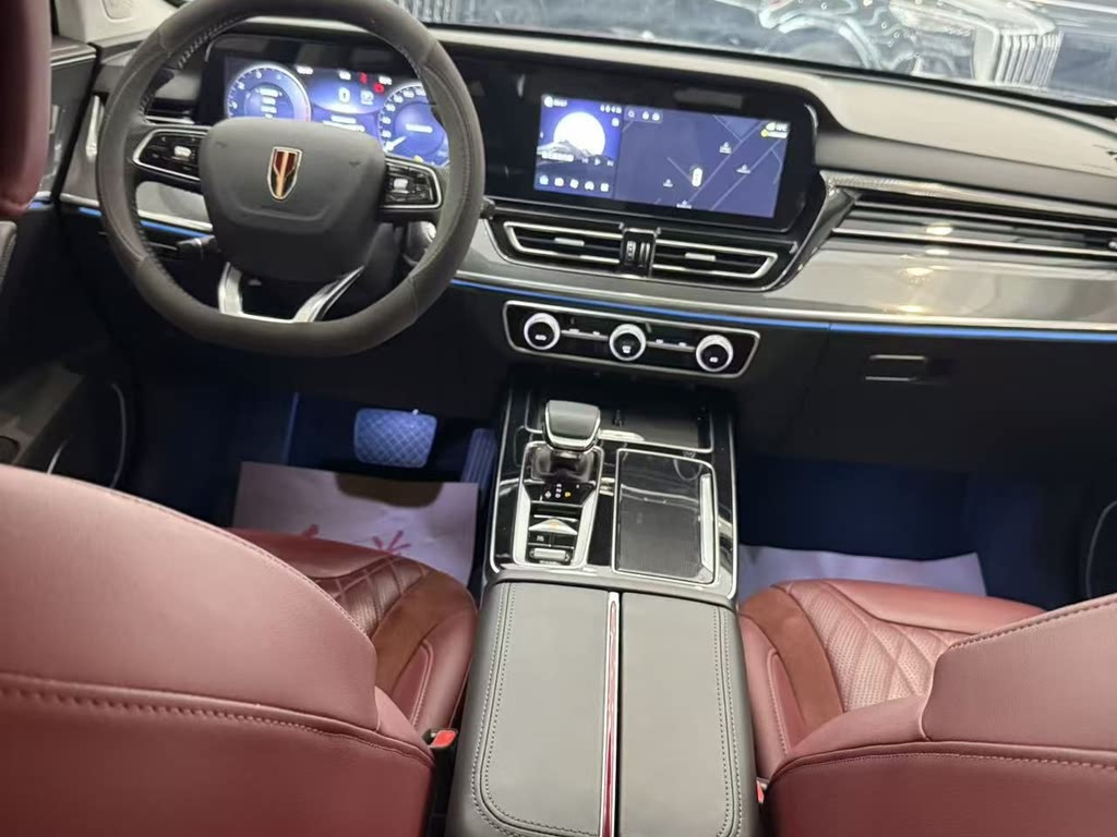 HONGQI HS5 2023