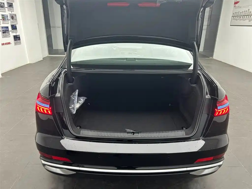 AUDI A6L 2023