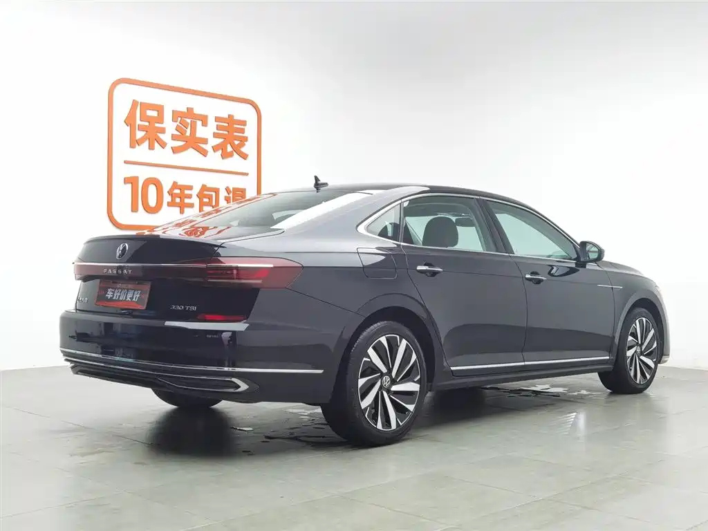 VOLKSWAGEN PASSAT 2022