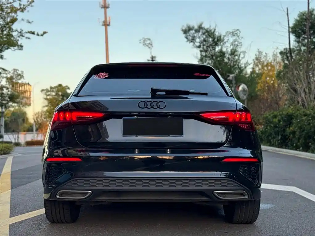 AUDI A3 2021