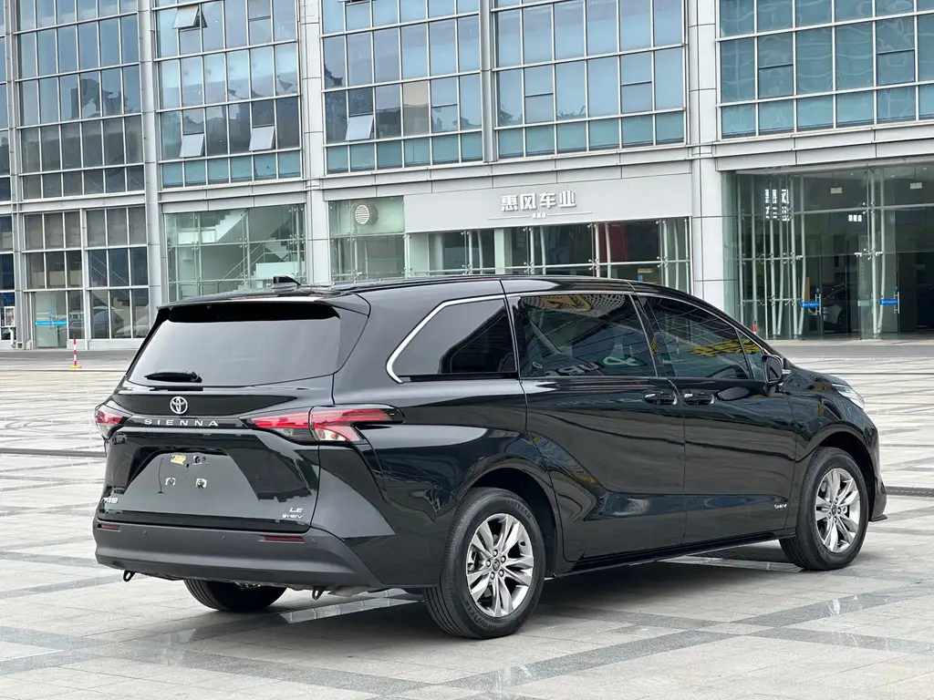 TOYOTA SIENNA SIENNA 2024