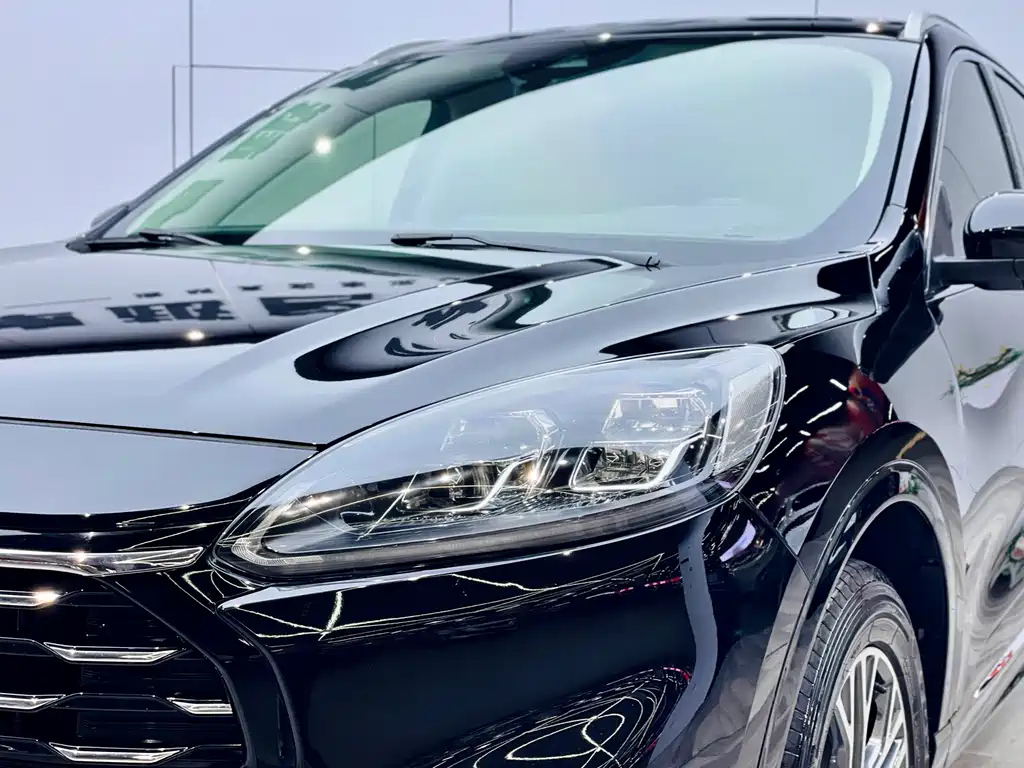 FORD ESCAPE 2020
