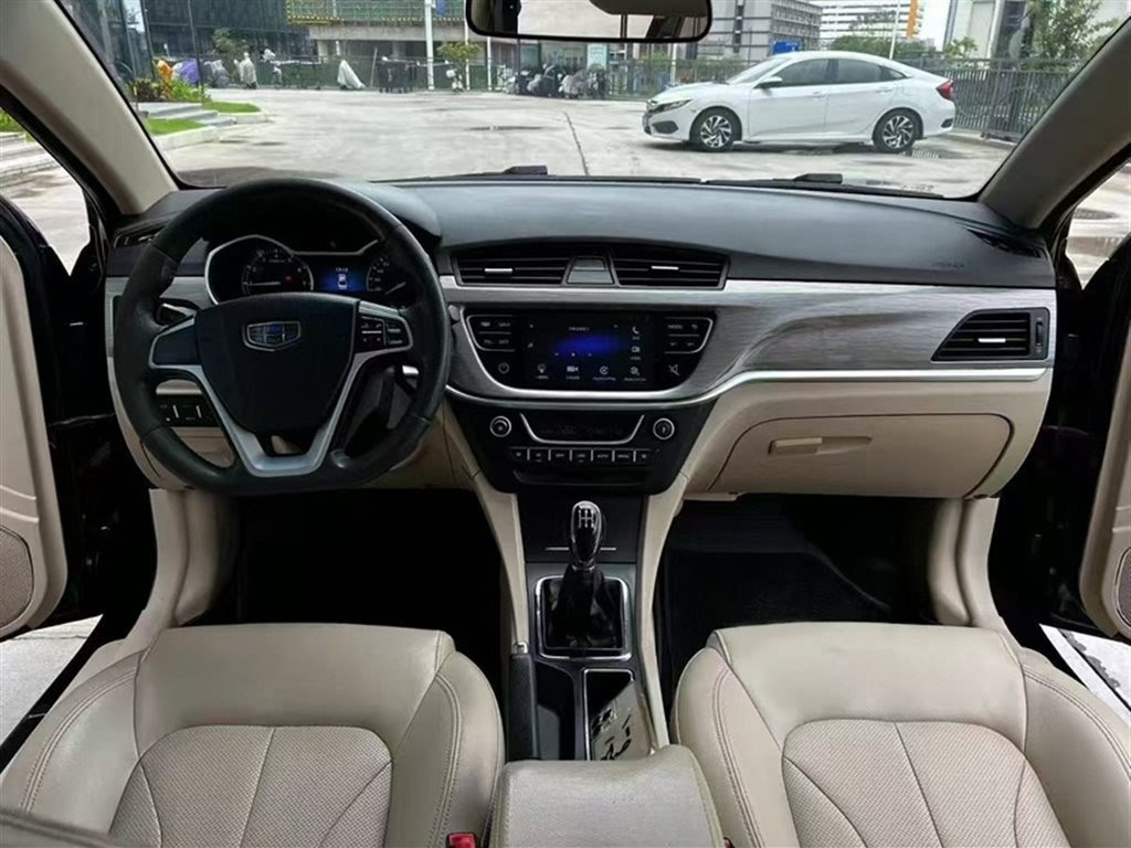 GEELY AUTO EMGRAND 2017