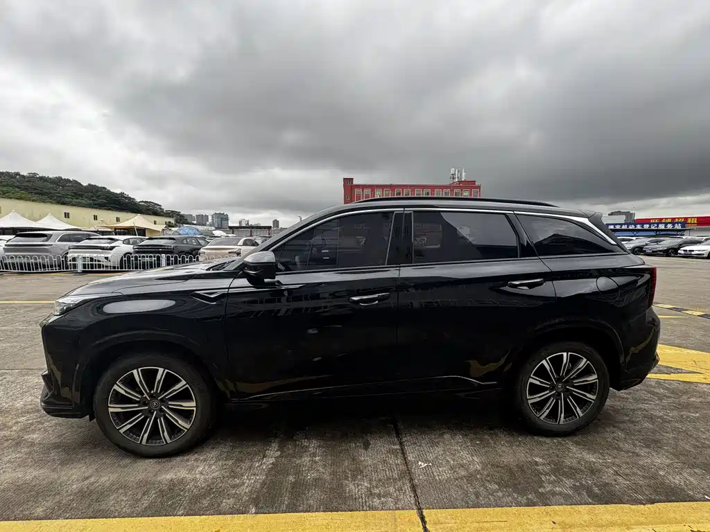 CHANGAN CS75 PLUS 2023