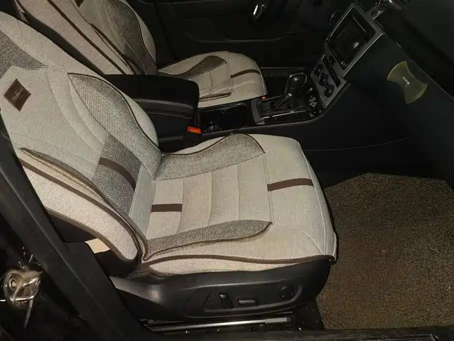 VOLKSWAGEN MAGOTAN 2016