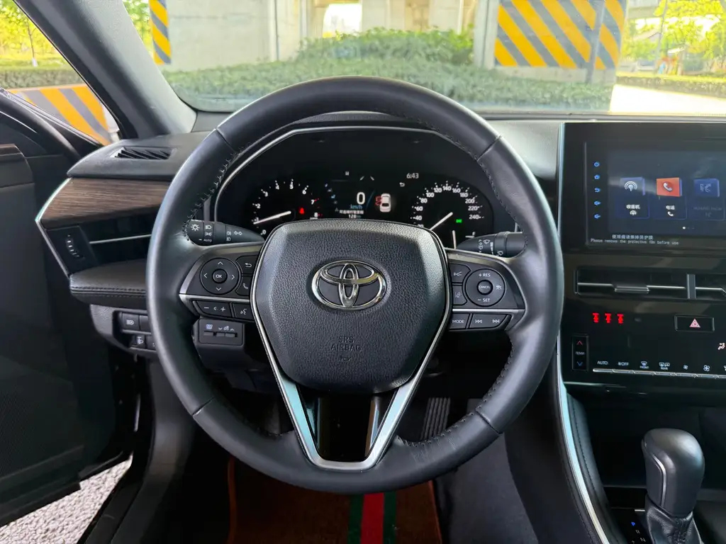 TOYOTA AVALON 2023