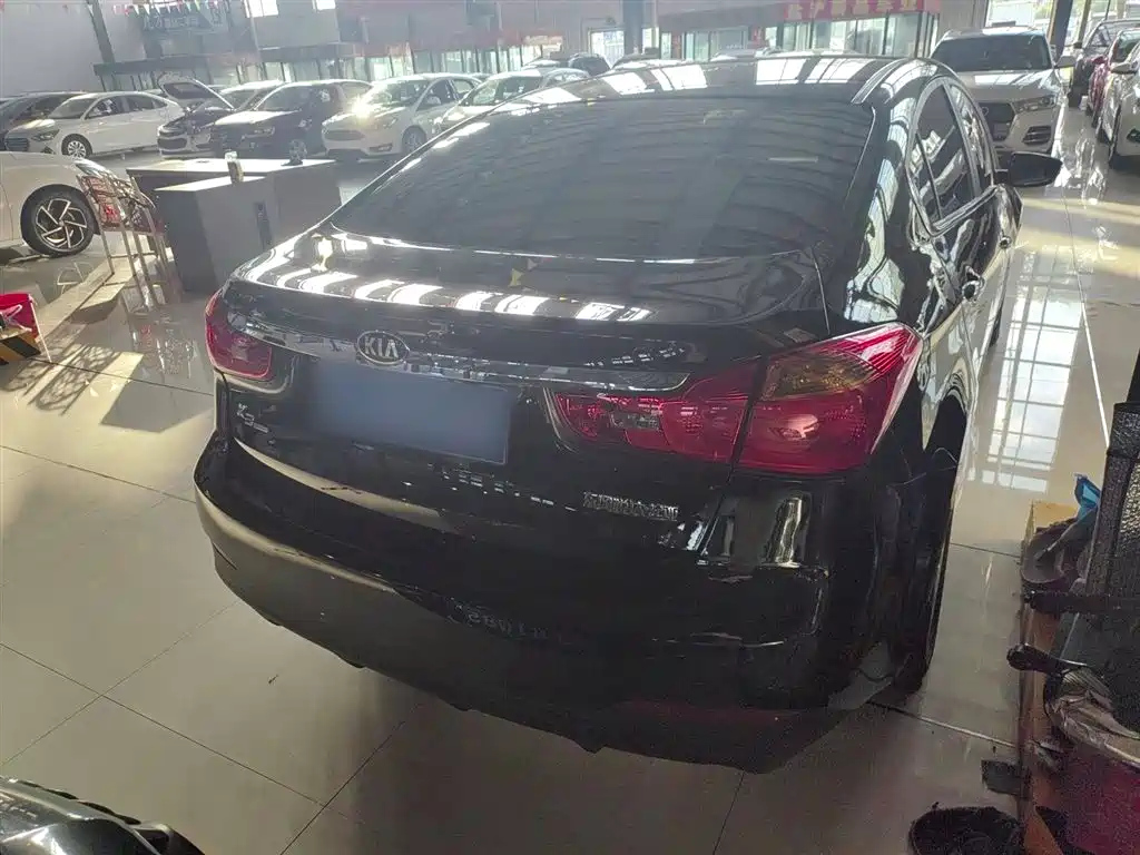 KIA K3 2015
