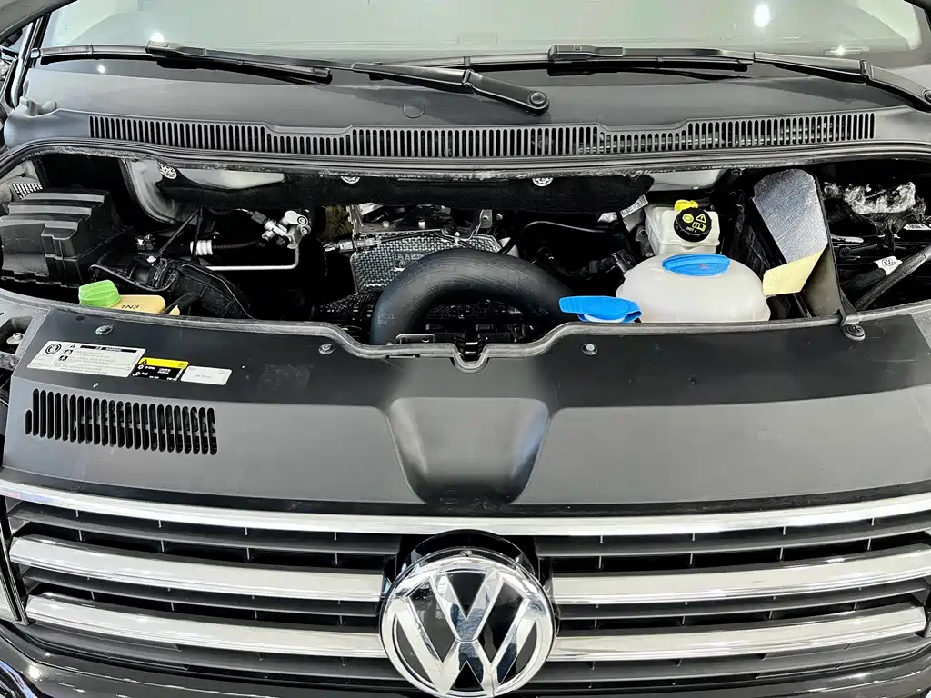 VOLKSWAGEN MULTIVAN 2019