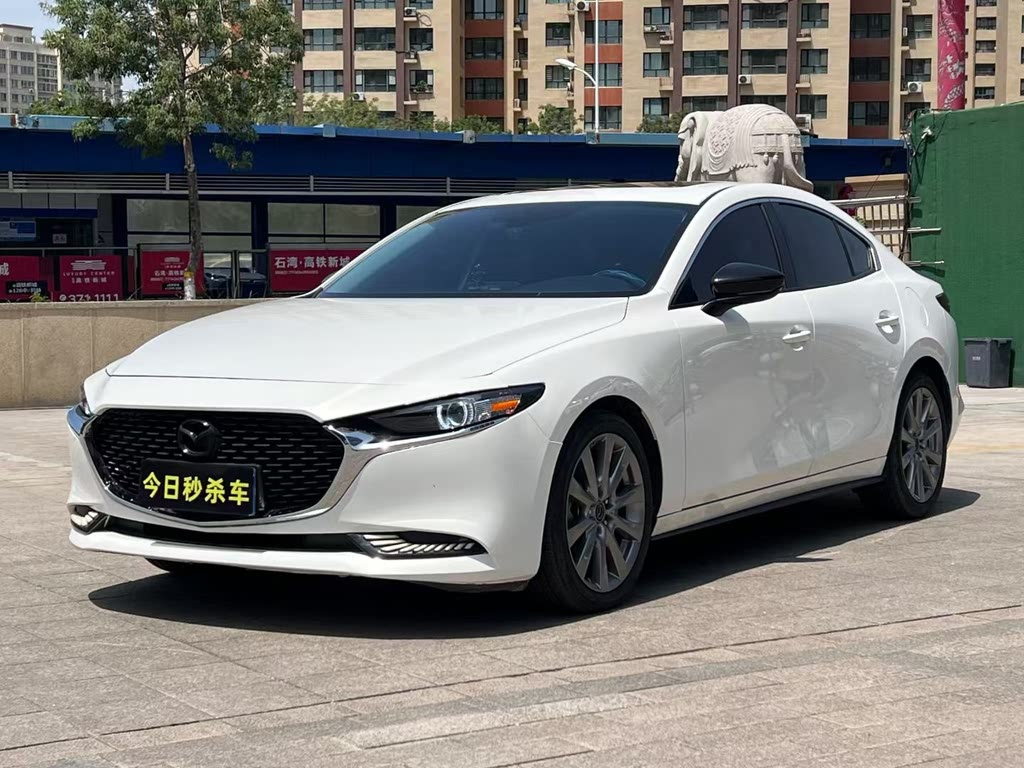 MAZDA 3 AXELA 2022