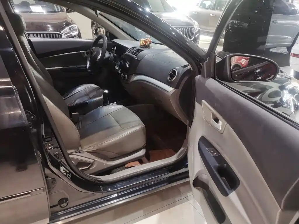 CHANGAN ALSVIN 2013