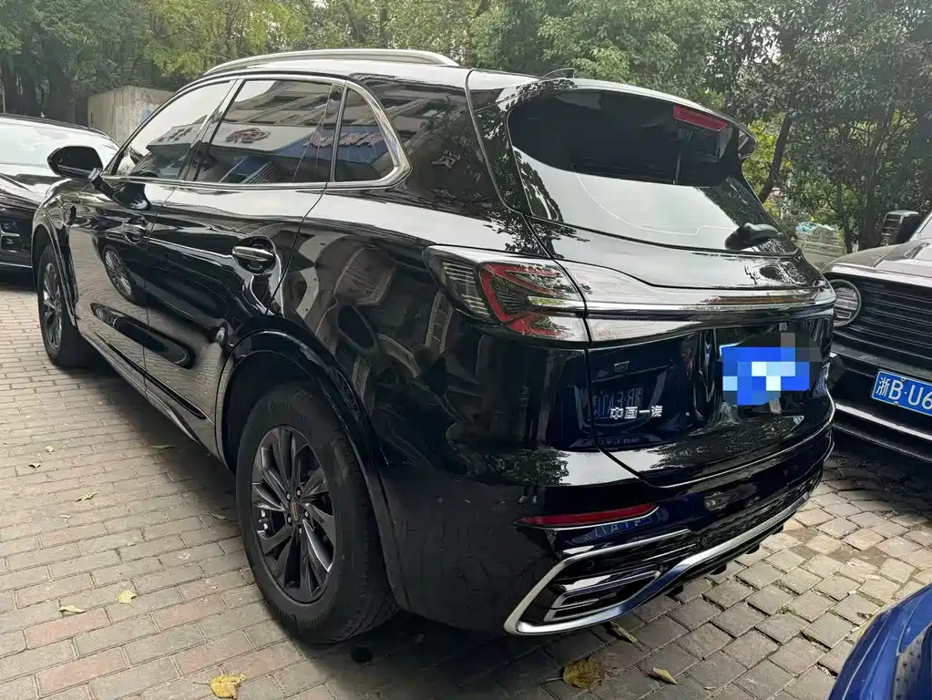 HONGQI HS5 2025