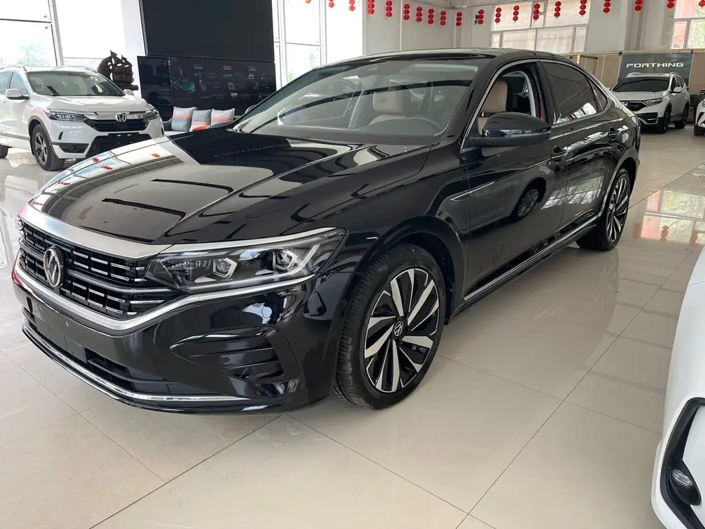 VOLKSWAGEN PASSAT 2022