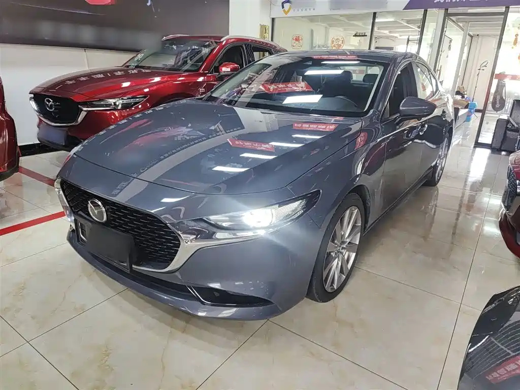 MAZDA 3 AXELA 2023
