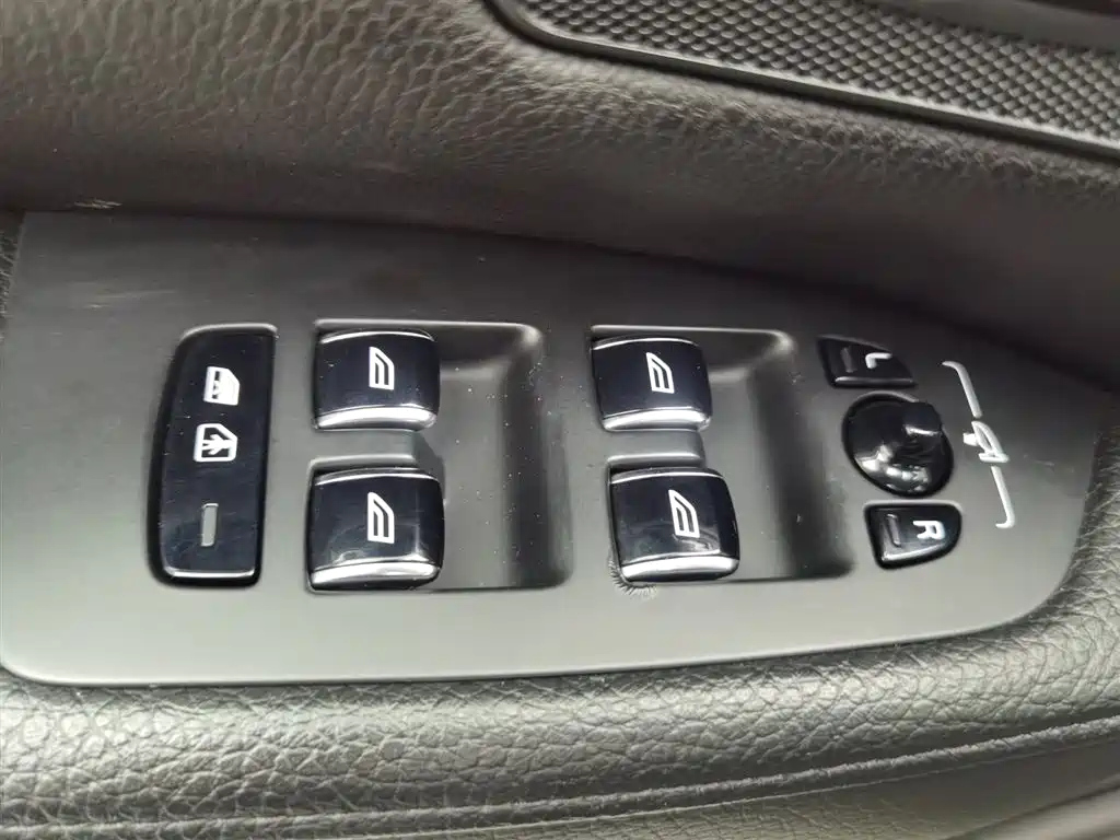 VOLVO S90 2018