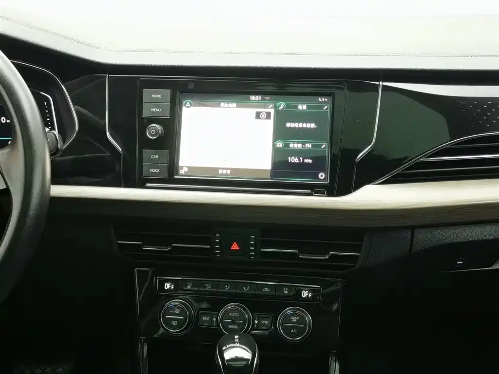 VOLKSWAGEN PASSAT 2019