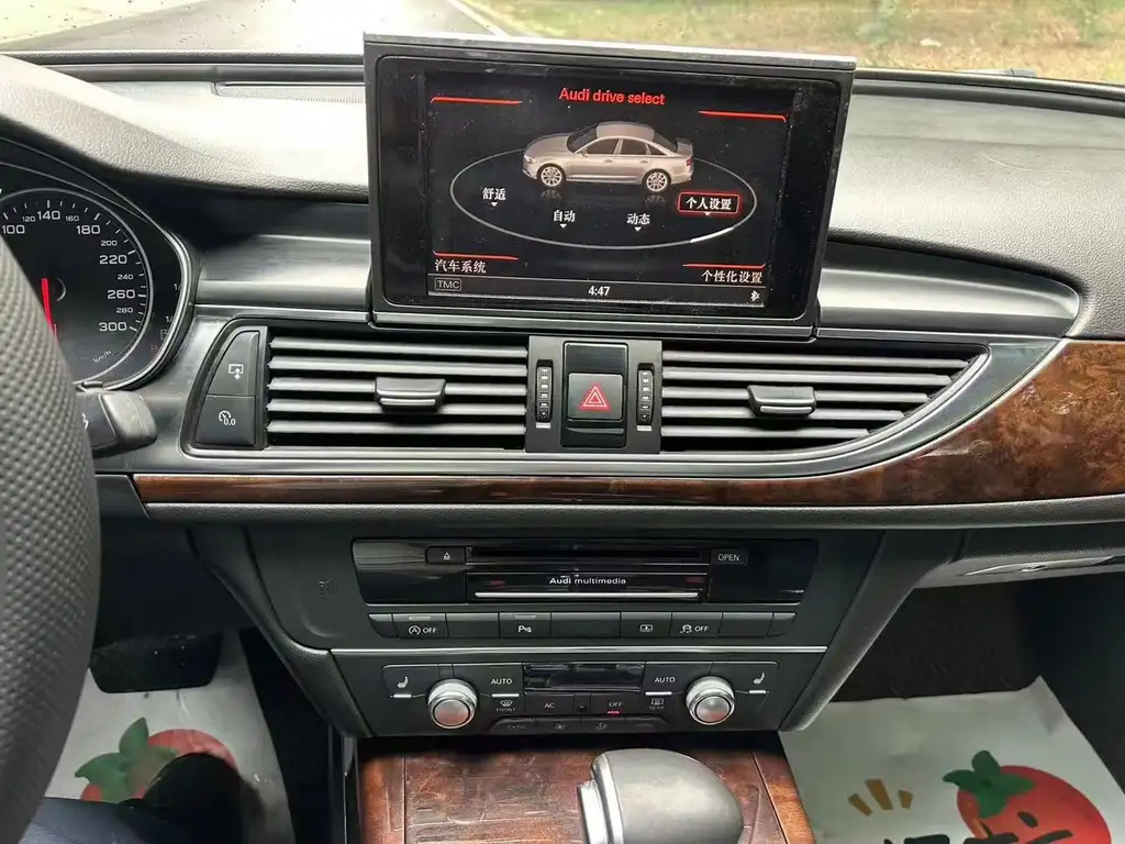 AUDI A6L 2012