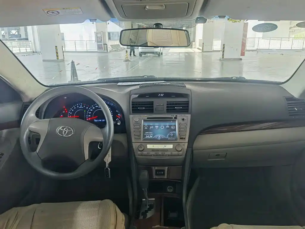 TOYOTA CAMRY 2013