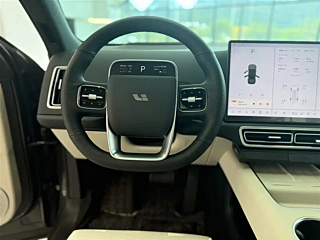 LI AUTO L6  2024 YEAR MAX 2024