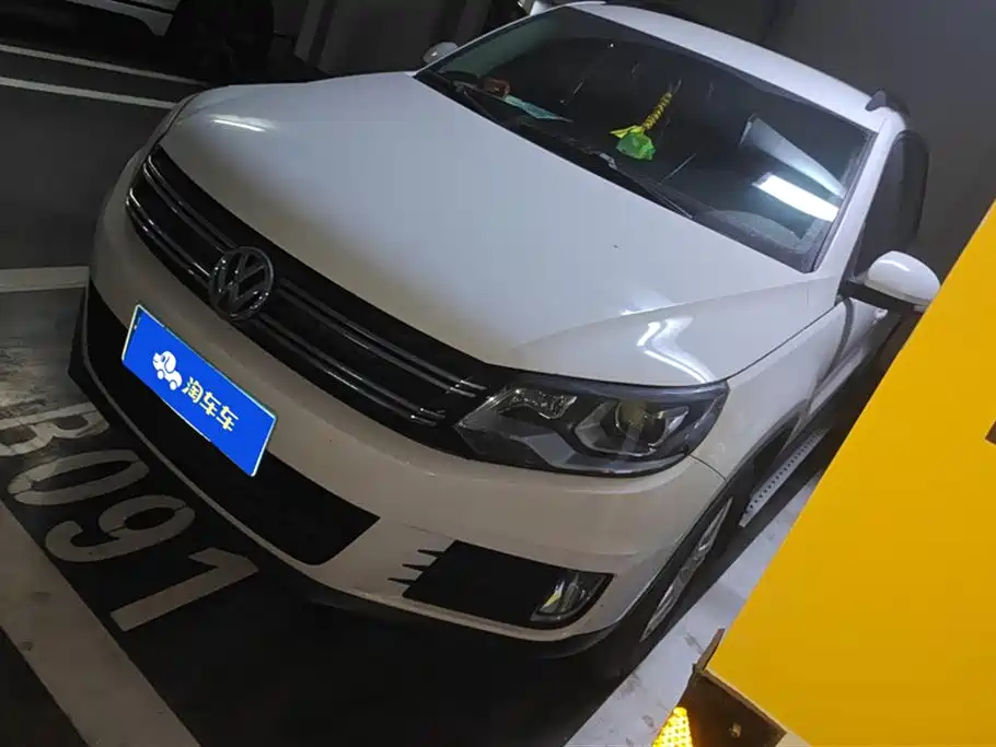 VOLKSWAGEN TIGUAN 2013