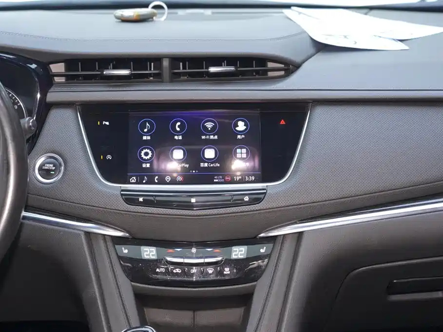 CADILLAC XT5 2021