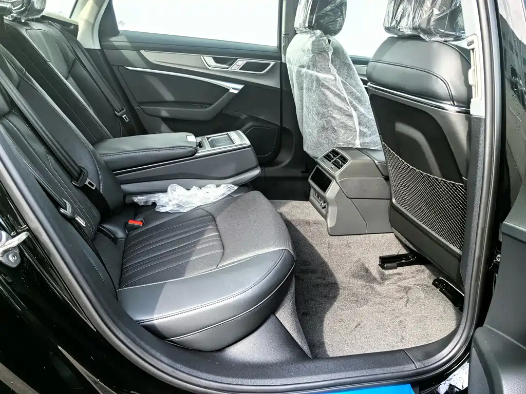 AUDI A6L 2025