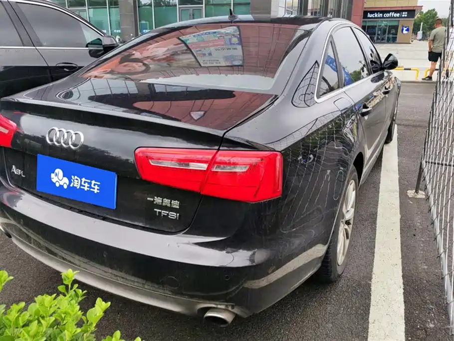 AUDI A6L 2015