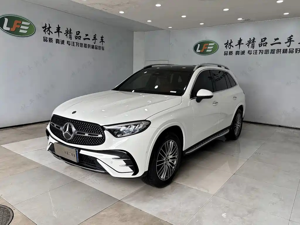 MERCEDES BENZ GLC 2023