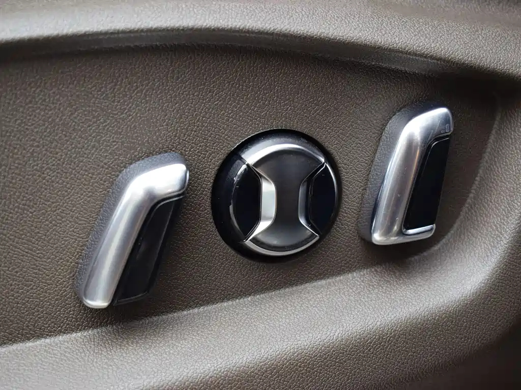 VOLKSWAGEN VILORAN 2024