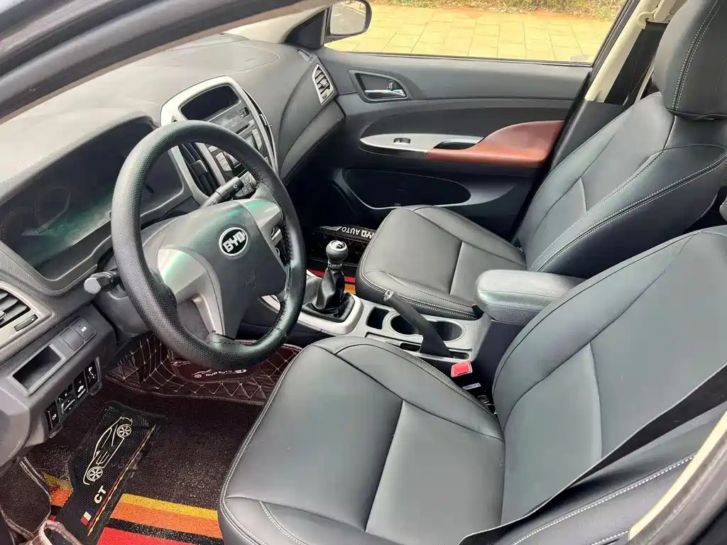 BYD F3 2015