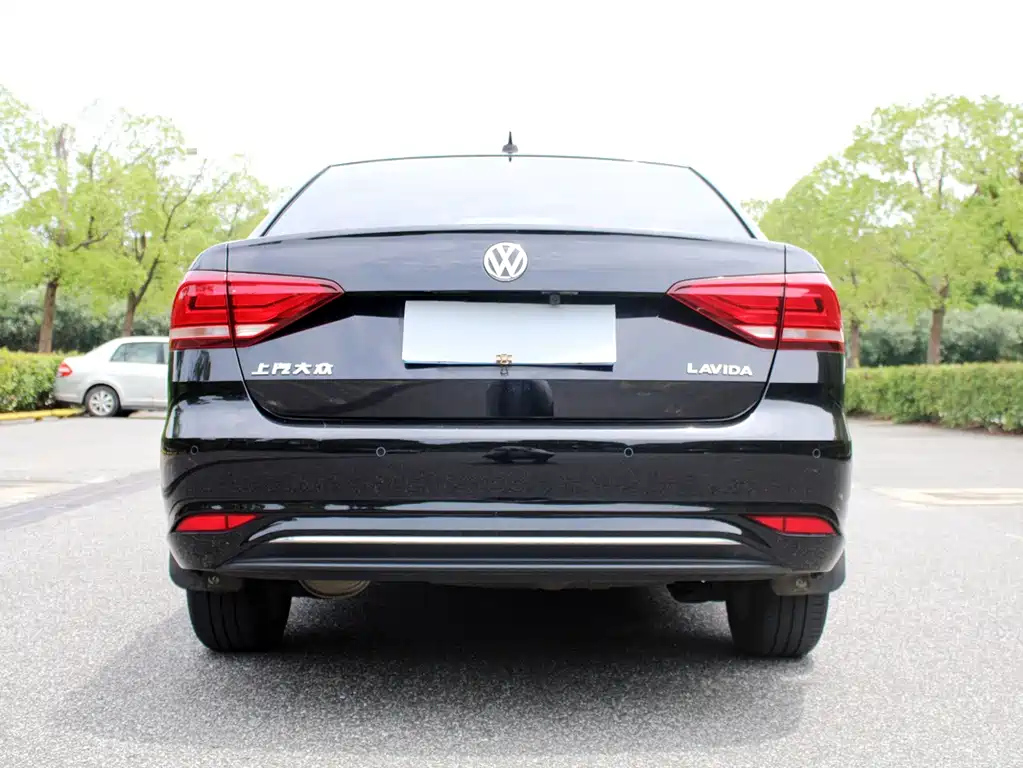VOLKSWAGEN LAVIDA 2019
