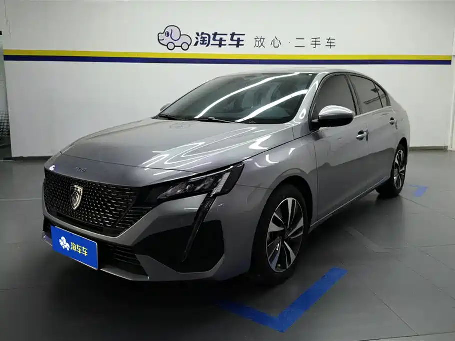 PEUGEOT 408 2022