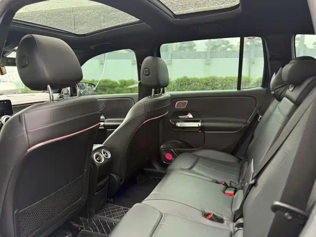 MERCEDES BENZ GLB 2020