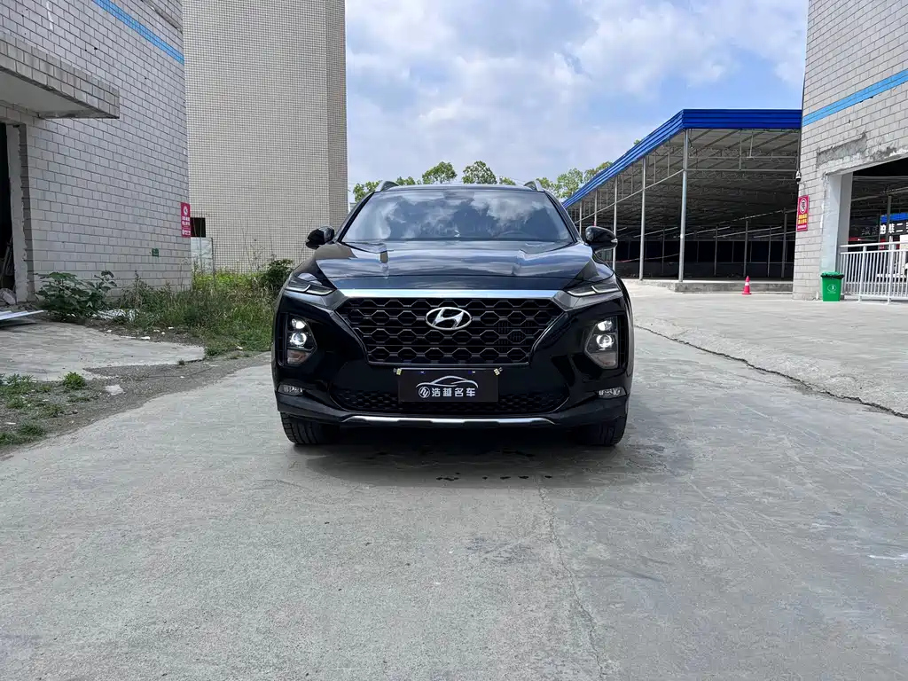 HYUNDAI SANTAFE 2020