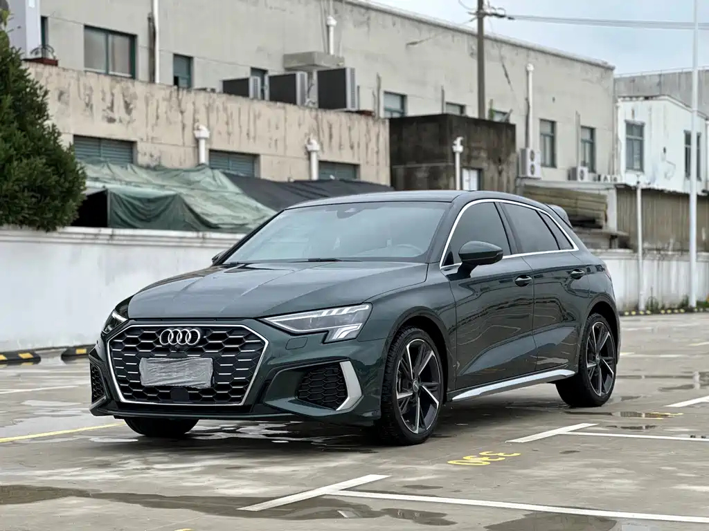 AUDI A3 2021